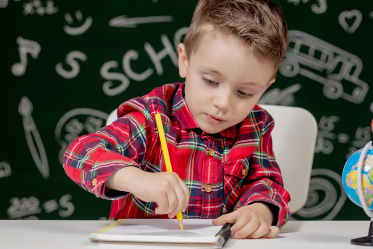 PSİKOMOTOR GÜÇLÜKLER - DİSPRAKSİ